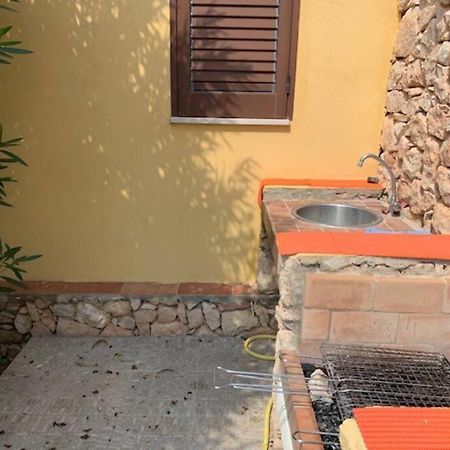 Villa Maveda, Un Dammuso Immerso Nel Verde Lampedusa Eksteriør bilde