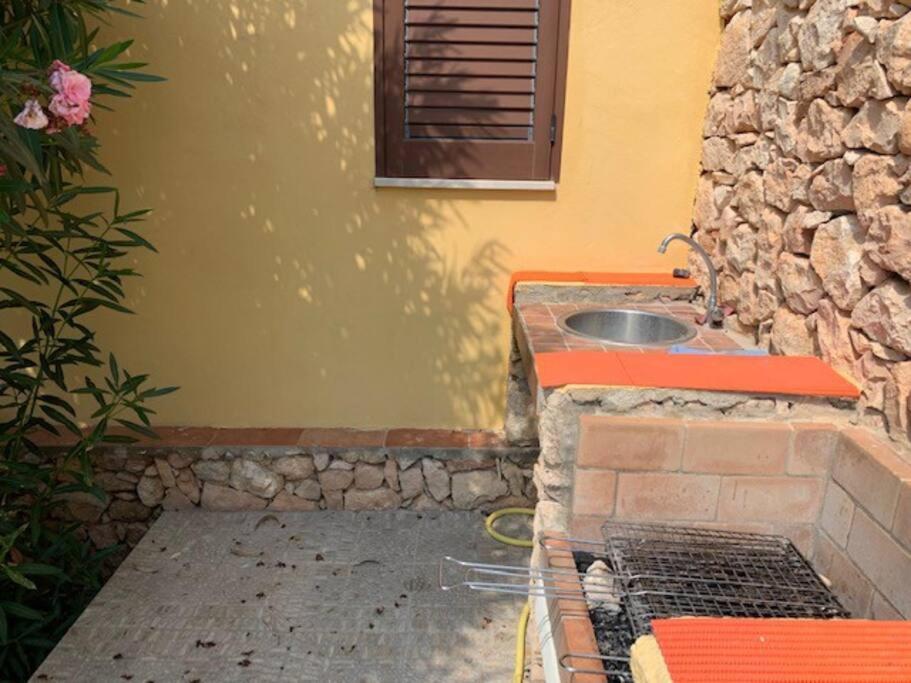 Villa Maveda, Un Dammuso Immerso Nel Verde Lampedusa Eksteriør bilde